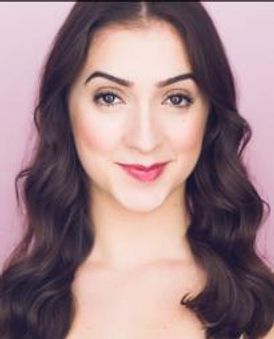 Adriana Pannuzzo Headshot