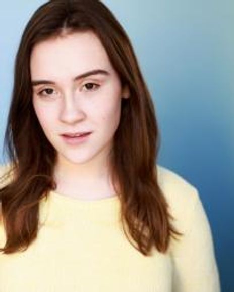 Scarlett Embry Headshot