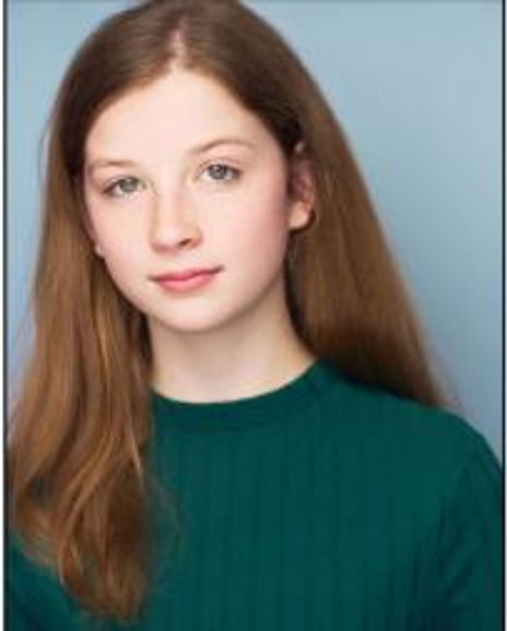 Taylor Paige Henderson Headshot