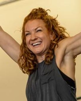 Laura Mullowney Headshot