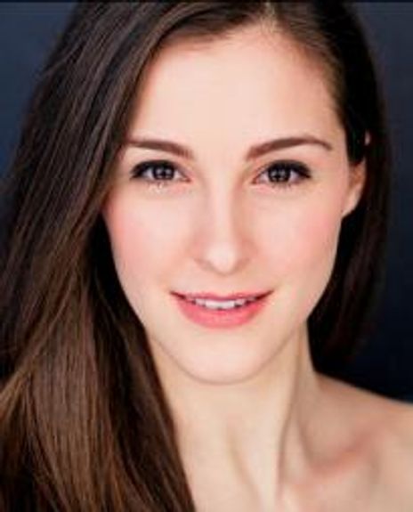 Stephanie Bacastow Headshot