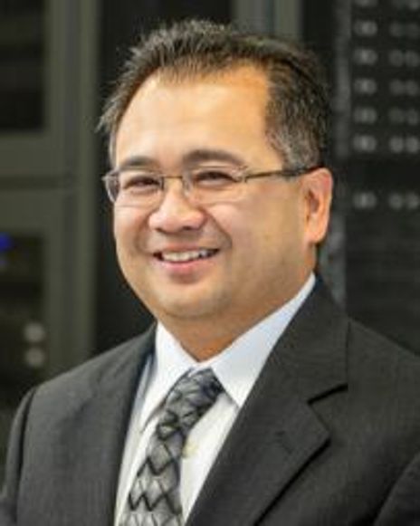 Noel Montales Headshot