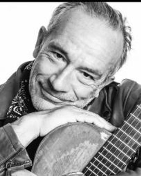 Alfredo merat Headshot