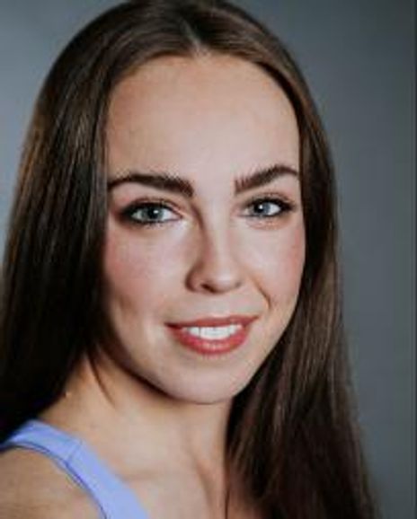 Maddie Parrish Headshot