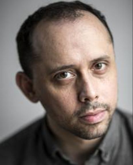 Joshua William Gelb Headshot