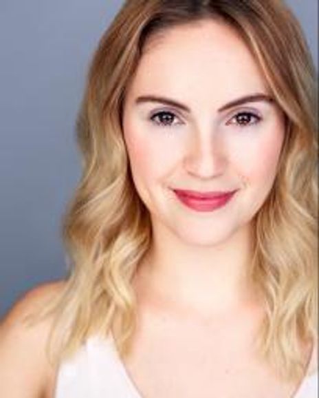 Bettina Lobo Headshot