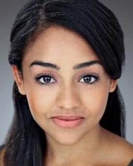 Stephanie Gomerez Headshot