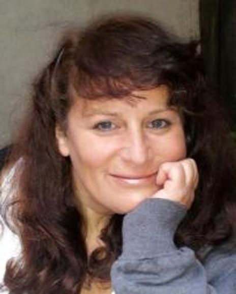 Arianna Rose Headshot