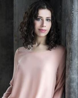 Elizabeth Flemming Headshot