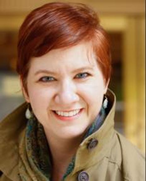 Tara Faircloth Headshot