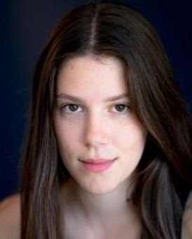 Maya Shoham Headshot