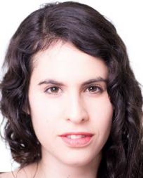 Daphne Macy Headshot