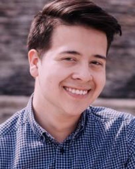Henry J. Flores Headshot