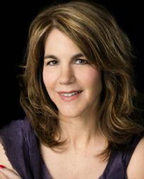 Kathy Gail MacGowan Headshot