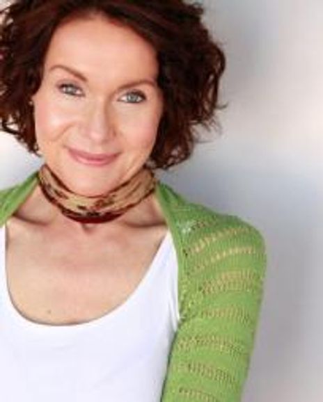 Maura M Knowles Headshot