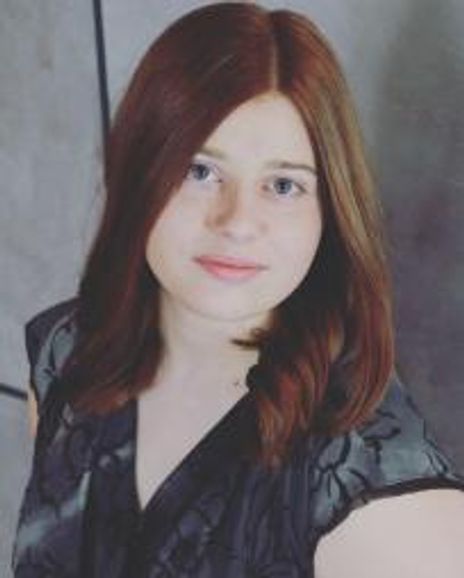 Katherine Niedzwiadek Headshot