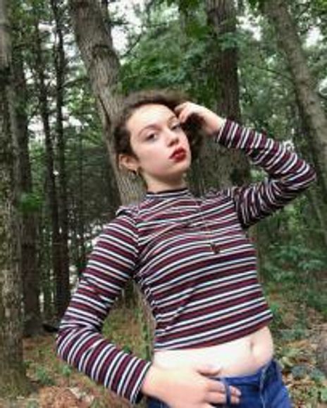 Tessa Barcelo Headshot