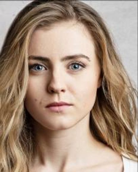 Isabelle Anderson Headshot