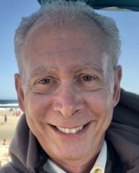 Stephen Kitsakos Headshot