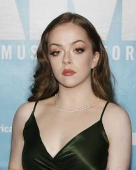 Kazmin Borrer Headshot