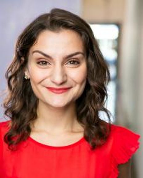 Samantha Turrret Headshot