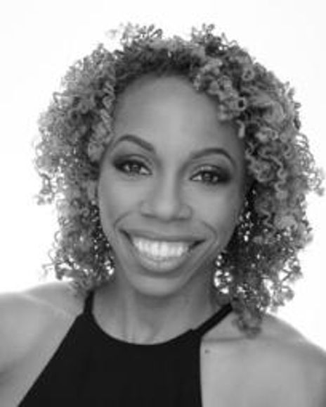 Lindsey Jackson Headshot