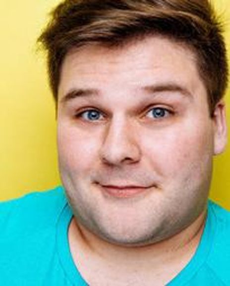 Nic Mains Headshot