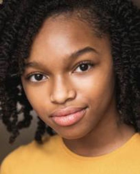 Isabel A Medina Headshot