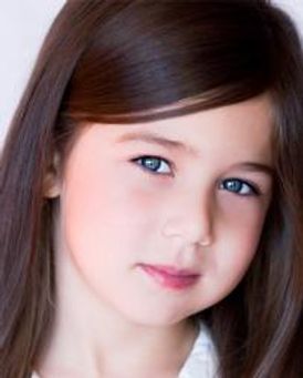 Charlotte Surak Headshot