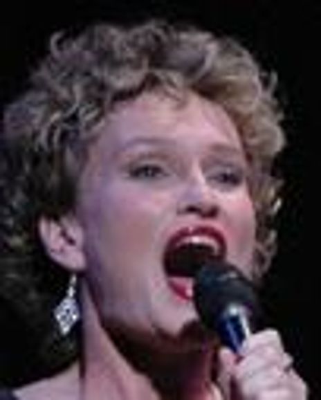 Susan Gilmour Headshot