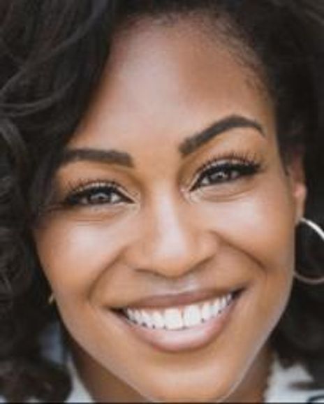 Amber Wright Headshot