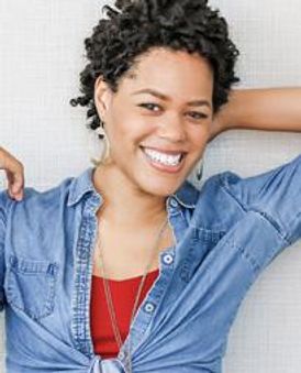 Rachel Lyn Fobbs Headshot