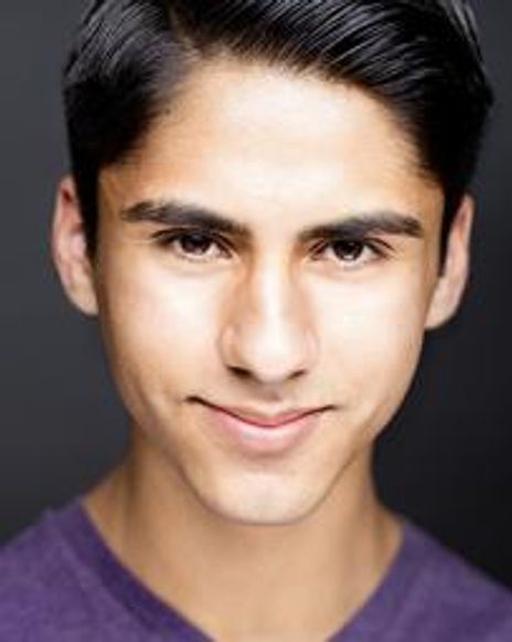 Ernesto Olivas Headshot