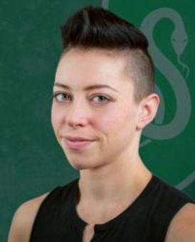 Kira Fath Headshot