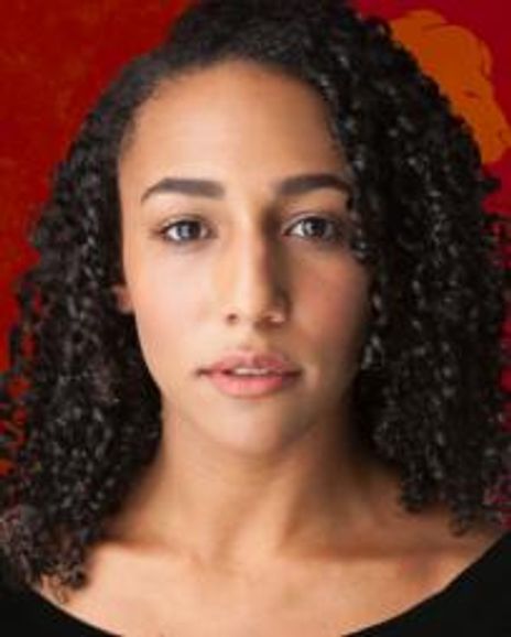 Alexandra Peter Headshot