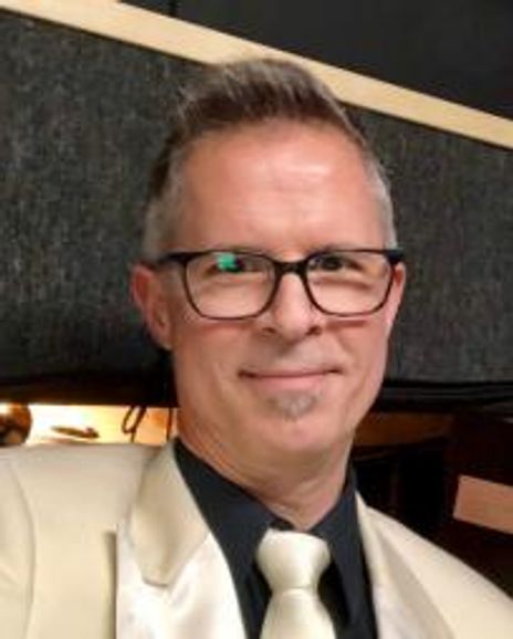 Jonathan Smith Headshot