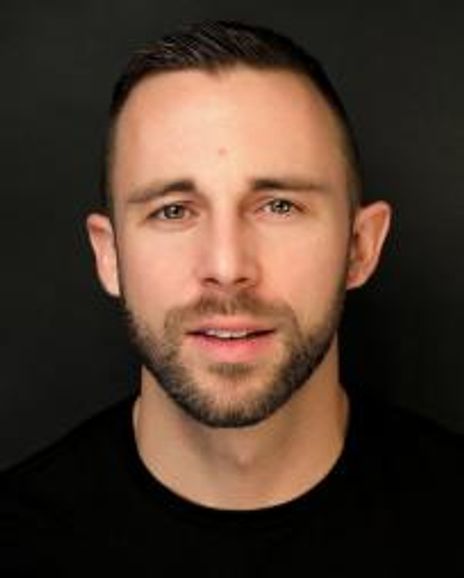 Benjamin Halstead Headshot