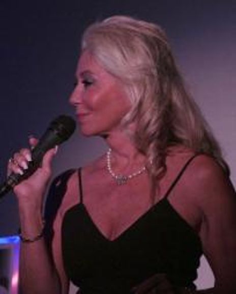 Margo Brown Headshot