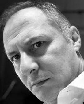 Eliot Giuralarocca Headshot