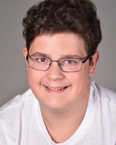 Alexander Hogg Headshot