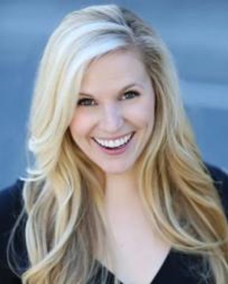 Brenna Wagner Headshot