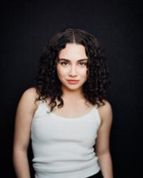Aurèléa  Headshot