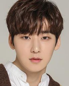 Kevin Woo Headshot