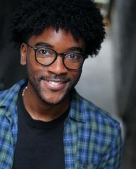 Willow James Headshot