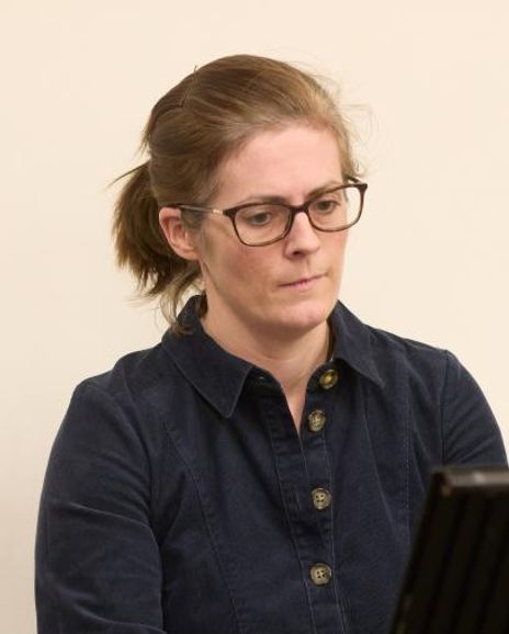 Cat Beveridge Headshot