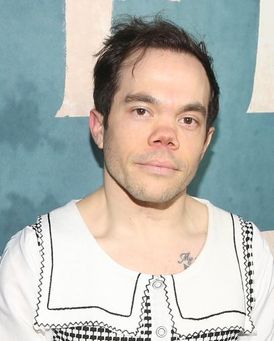 Matthew August Jeffers Headshot