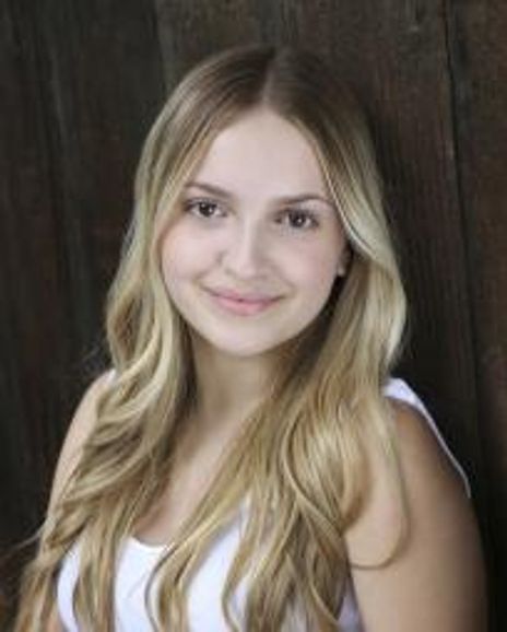Sienna Mello Headshot