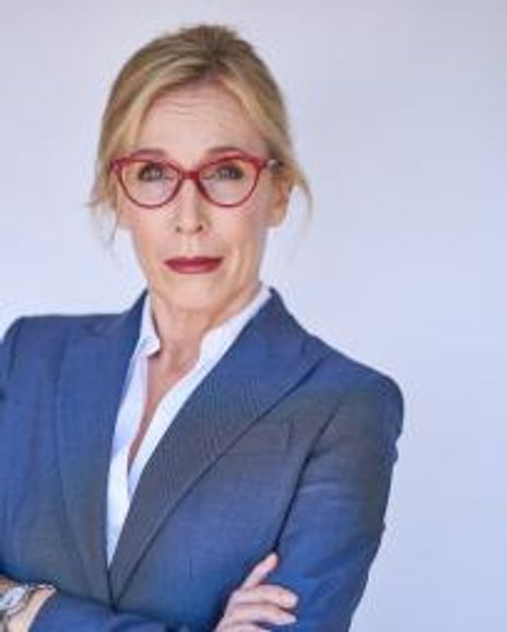 Carrie Madsen Headshot