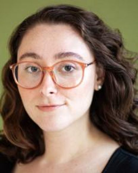 Nina Goodheart Headshot