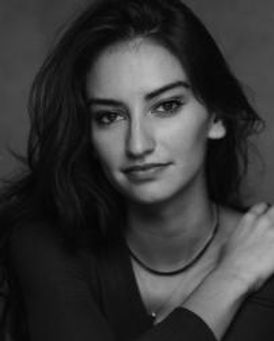 Sonya Balsara Headshot